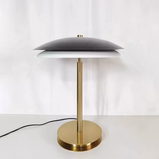 Lampe de table de lampe de bureau LED au design moderne de couleur or rose, pour chevet d'hôtel